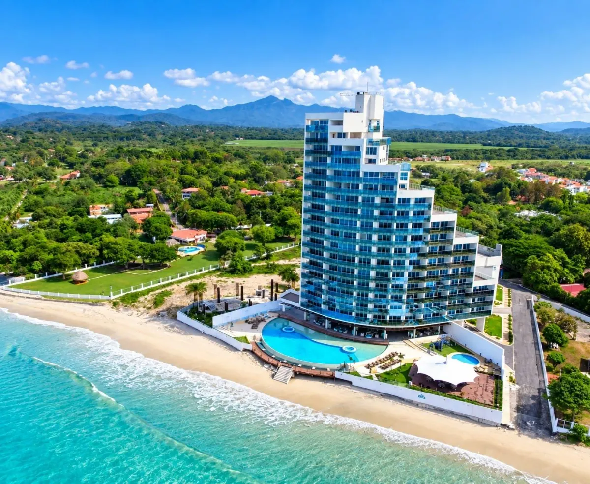 2-Bedroom Apartment | Ocean Waves | Nueva Gorgona