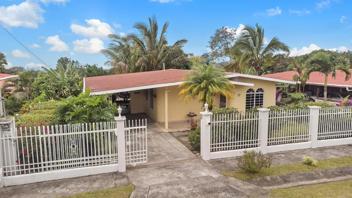 Charming 2-Bedroom Home in Oriana Alto Boquete