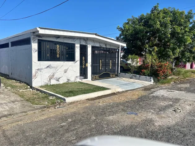 House for Sale in Residencial Los Cantaros, Nuevo Tocumen, MY