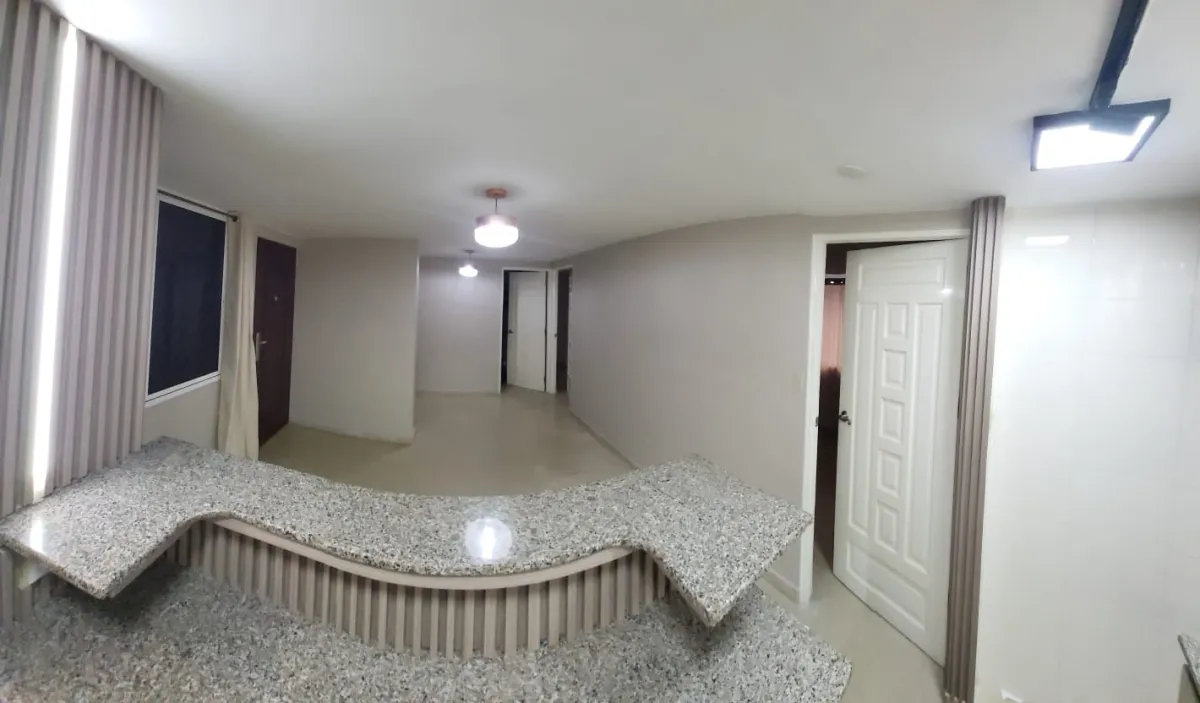 Venta de apartamento en PH Beverly Plaza, Vía España. MY