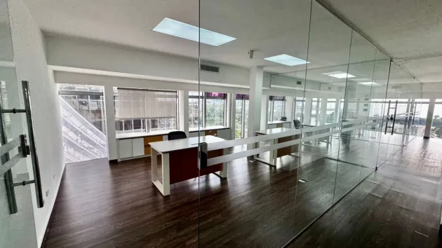 Office Sale with Sea View in BAC Tower, Avenida Balboa