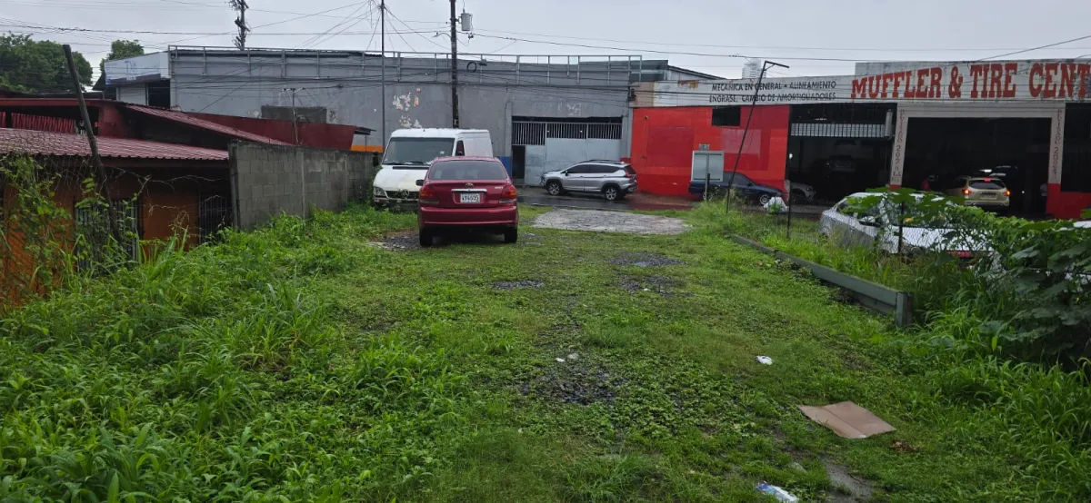 Venta de terreno en Parque Lefevre. MY