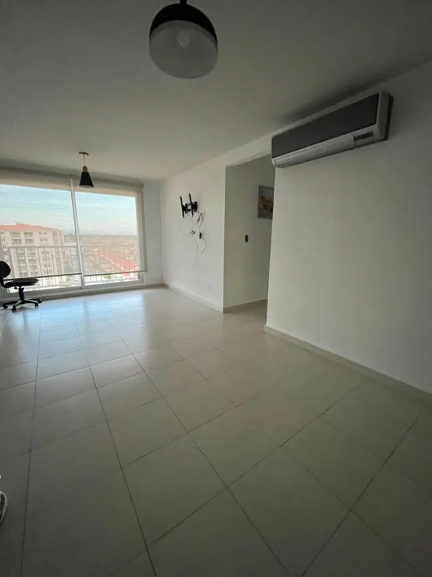Apartment Rental in PH Torres de Versalles I. MY