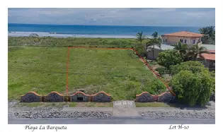 Beachfront Lot For Sale in Playa La Barqueta