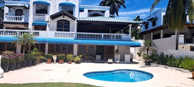 PLAYA BLANCA OCEAN FRONT DUPLEX VILLA