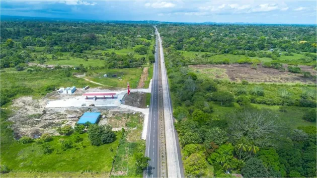 8 hectare land for sale with Pan-American Highway