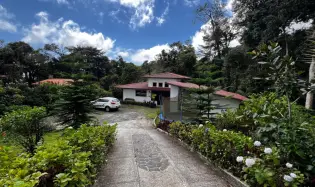 Mountain View Home in Altos del Maria