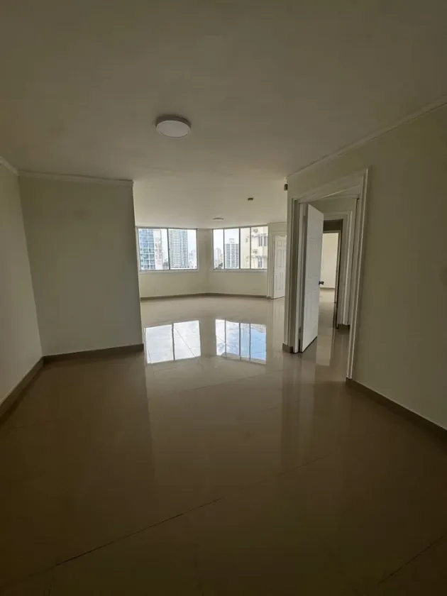 Venta de apartamento en PH Brisas del San Fernando, Vía España. MY