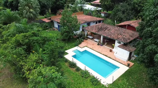 Sale of House with Pool in Pedasí