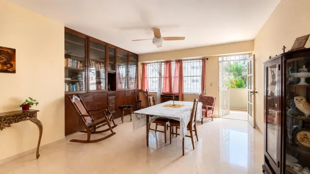 Venta de apartamento en Edificio Altamar