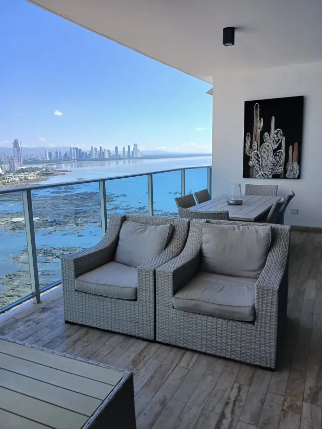 Apartment for Sale and Rent – Grand Tower, Punta Pacífica
