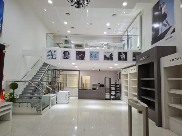 Venta/Alquiler de local comercial en Santiago Mall, Veraguas. MB