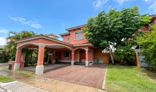 Family Home for Sale Costa Sur – Near Int. Schools