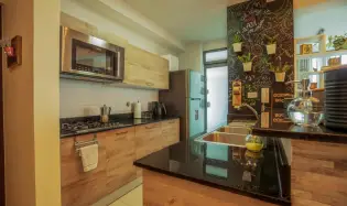 Apartamento en venta, de solo 7 años de antigüedad, con hipoteca