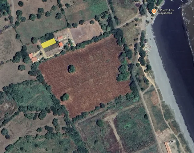 Titled 520m² Beach-Access Lot El Rompio