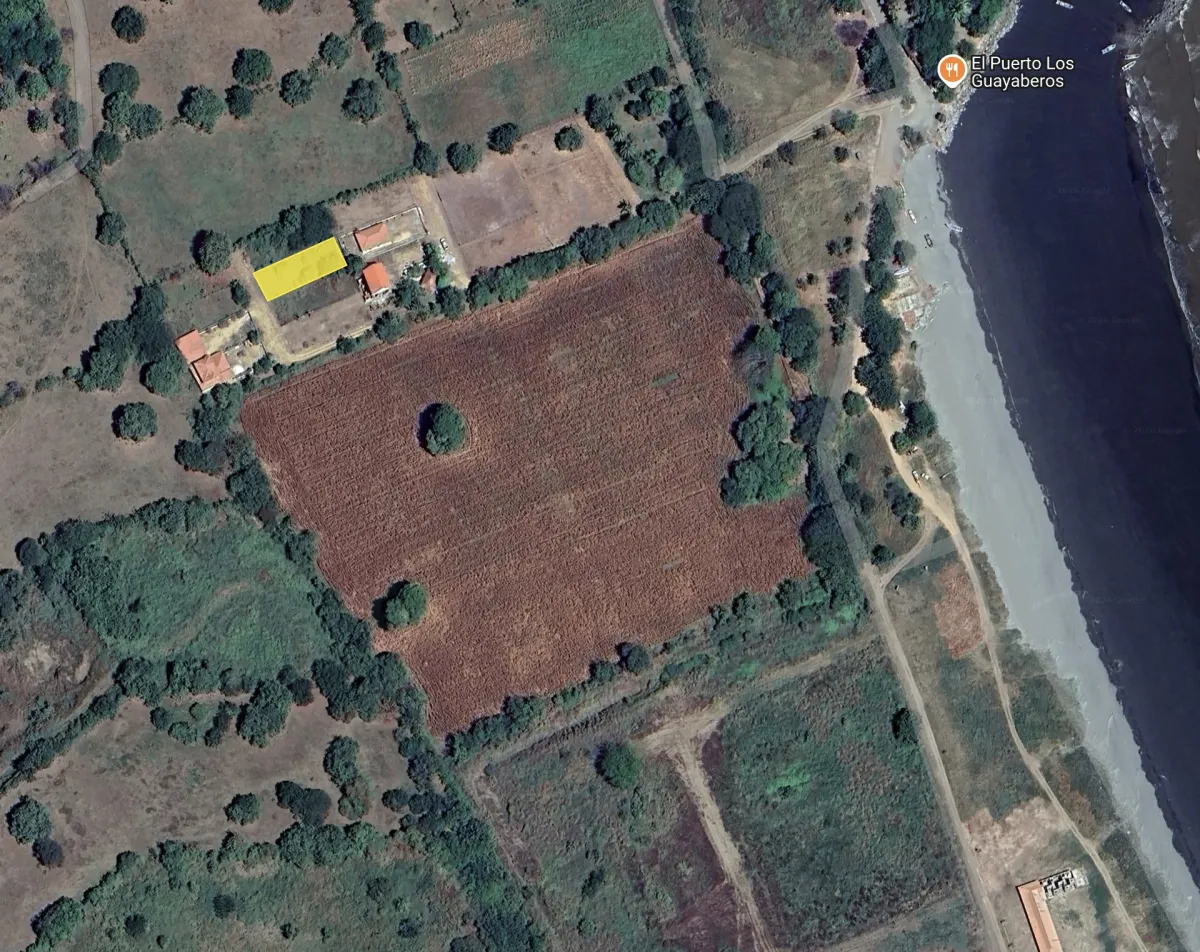 Titled 520m² Beach-Access Lot El Rompio