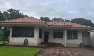 Venta de casa en Brazos Heights, Colón