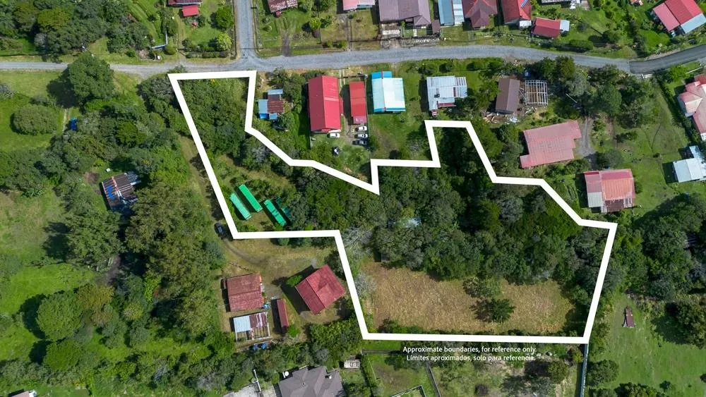 Amplio Terreno Plano de 9.229 m² en Alto Boquete