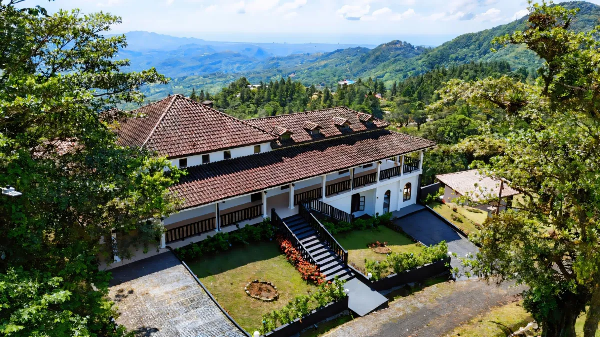 IMPRESSIVE OCEANVIEW HOME FOR SALE ALTOS DEL MARIA