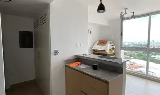 Alquiler de apartamento en Greenwood Tower, Tumba Muerto. MY