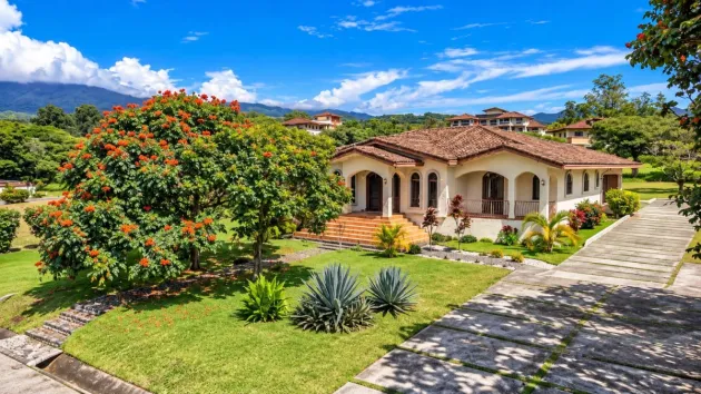 Spacious 3-Bedroom Home For Sale in Boquete