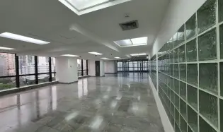 Alquiler de oficina en Torre BAC, Ave. Balboa. EL