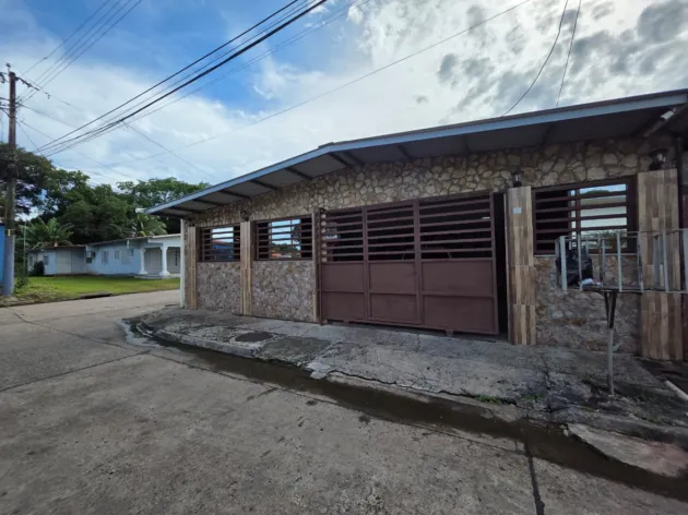 Venta de casa en Don Bosco, Bello Horizonte. MY