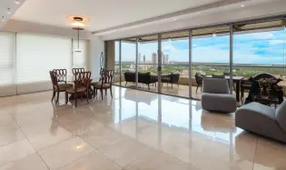 EXCLUSIVE APARTMENT FOR SALE IN SANTA MARIA