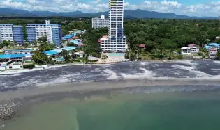 Apartamento Frente al Mar en Coronado Bay: Dos Estudios Fusionados