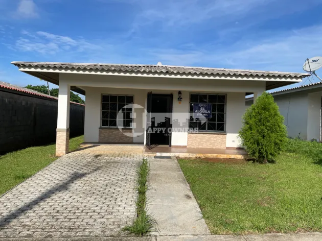 Sale/Rent of House in Parques de Oviedo, Hatomontaña