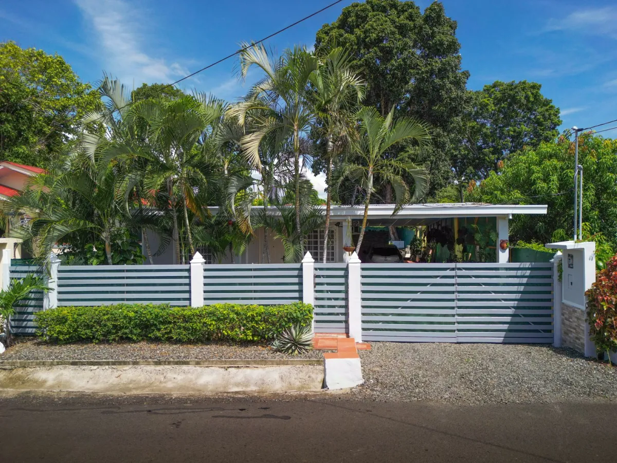 Furnished House for Sale in Las Tablas