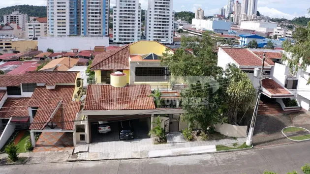 Sale of 3-Level Single-Family Residence in Dos Mares