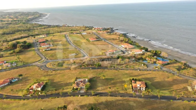 Sale of Beachfront Lot, Andromeda, Pedasí