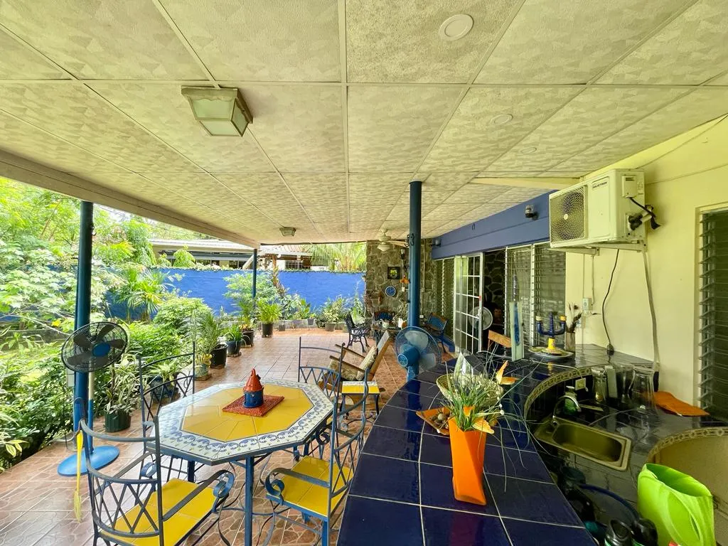 Venta de Casa en Las Cumbres.