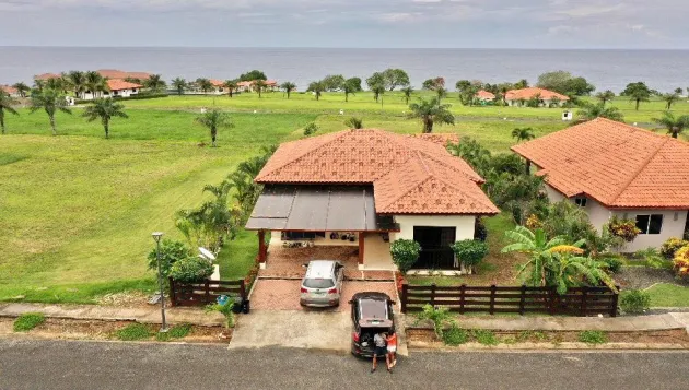 Beach House for Sale in Andromeda, Pedasí