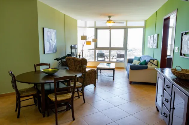 Apartamento con Vista al Mar en Coronado Golf Tower