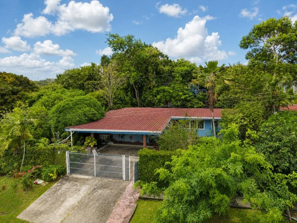 1,556 m² en Las Cumbres por solo $215,000