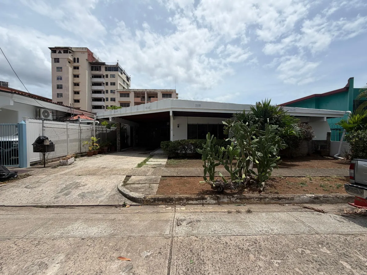 Venta de casa en Obarrio, calle sin salida (Samuel Lewis)
