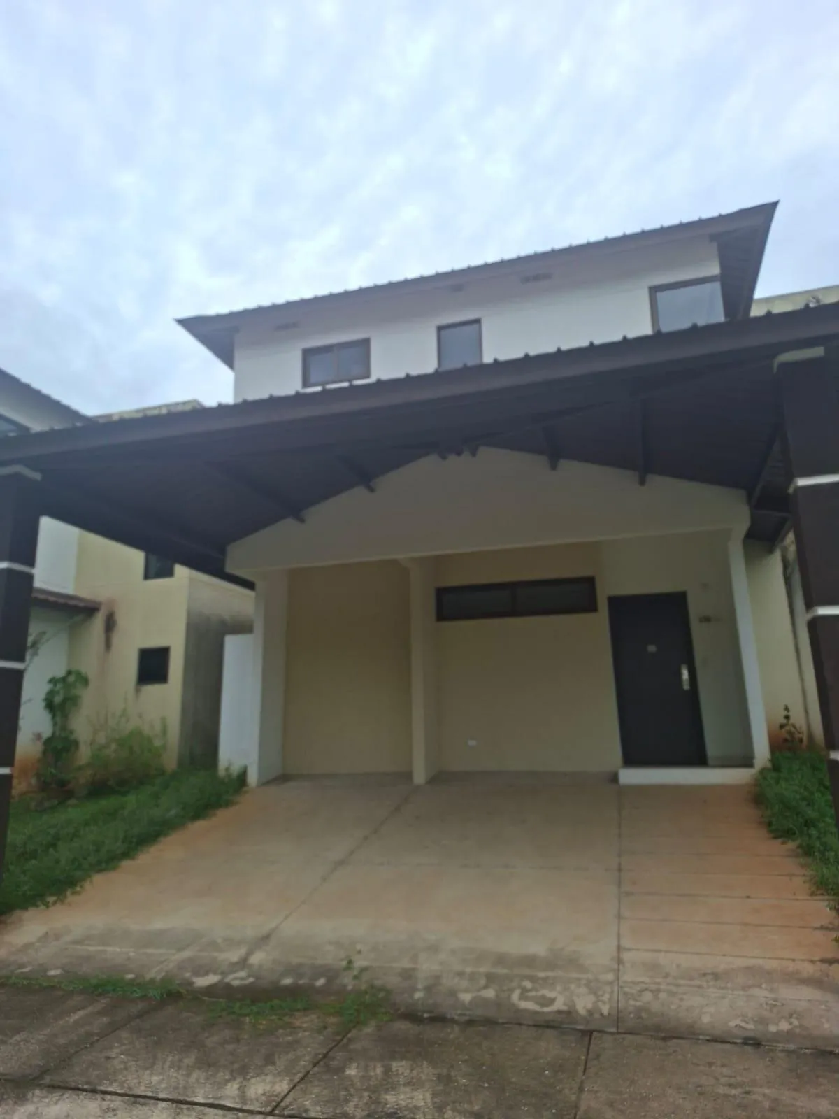 Bank selling house in PH Riverview, La Chorrera.