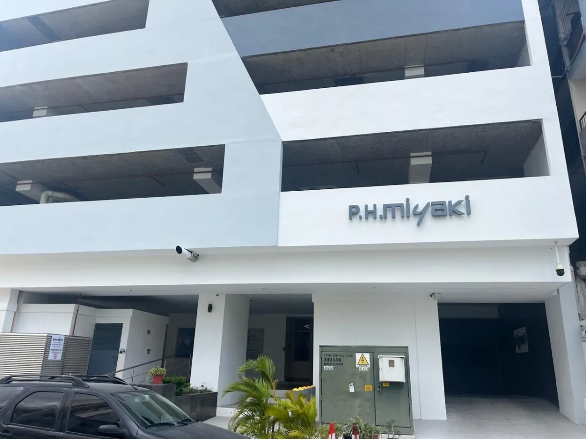 Banco Vende Apartamento en Ph Miyaki, Bella Vista