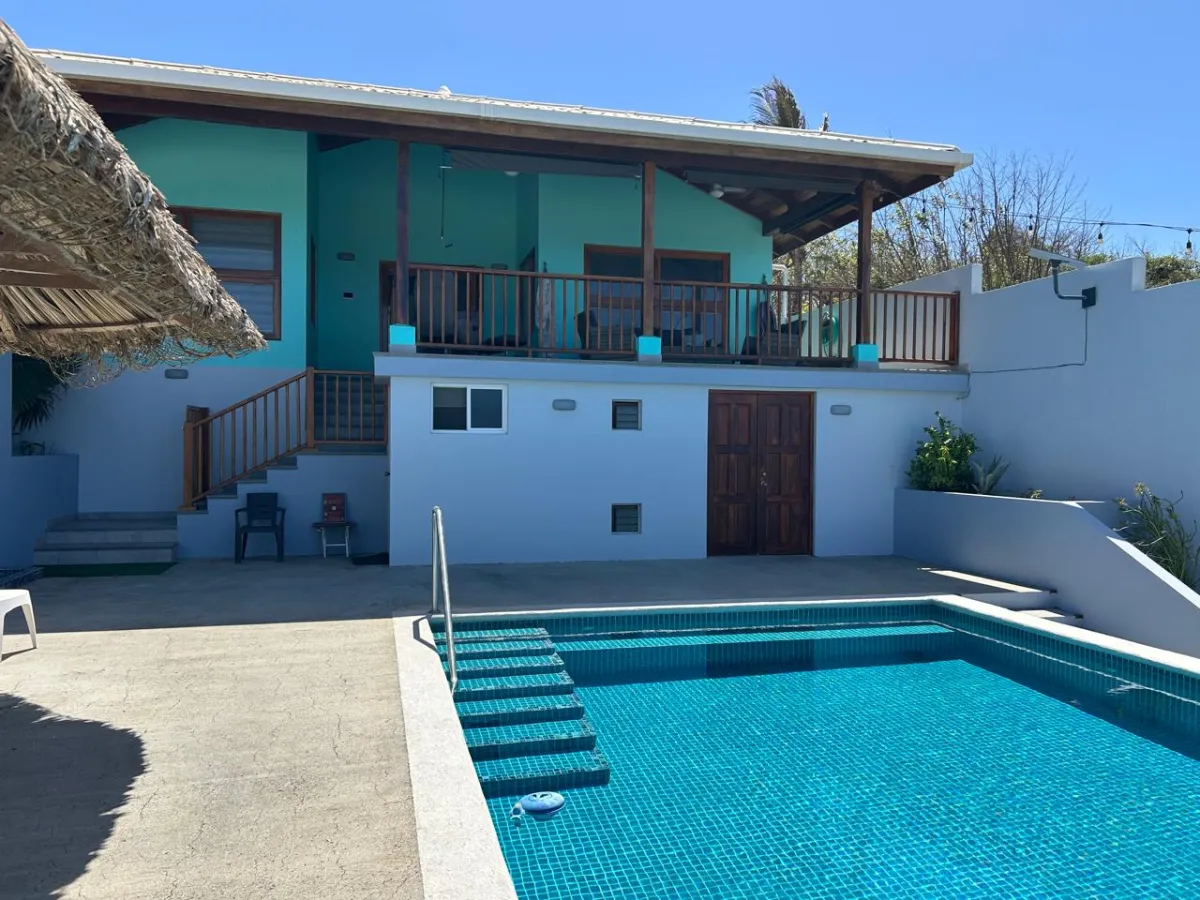 Beachfront House for Sale in Playa Uverito