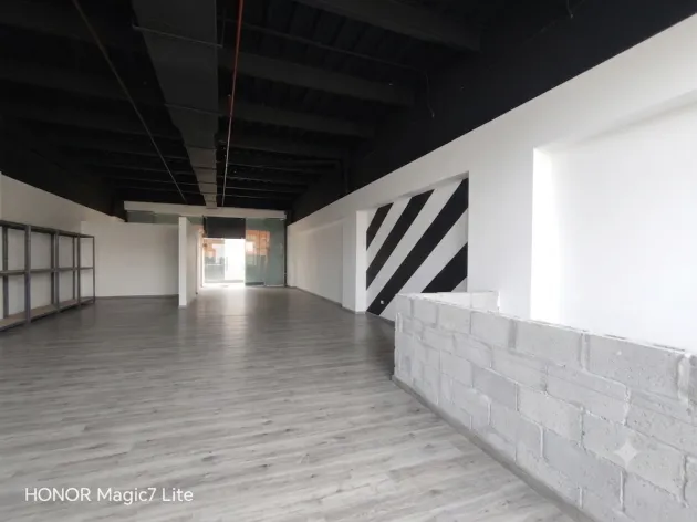 Local Comercial en Alquiler - 116m² en The Plaza, Coco del Mar
