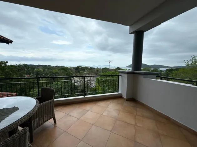 Amador Residence with Panoramic Ocean
