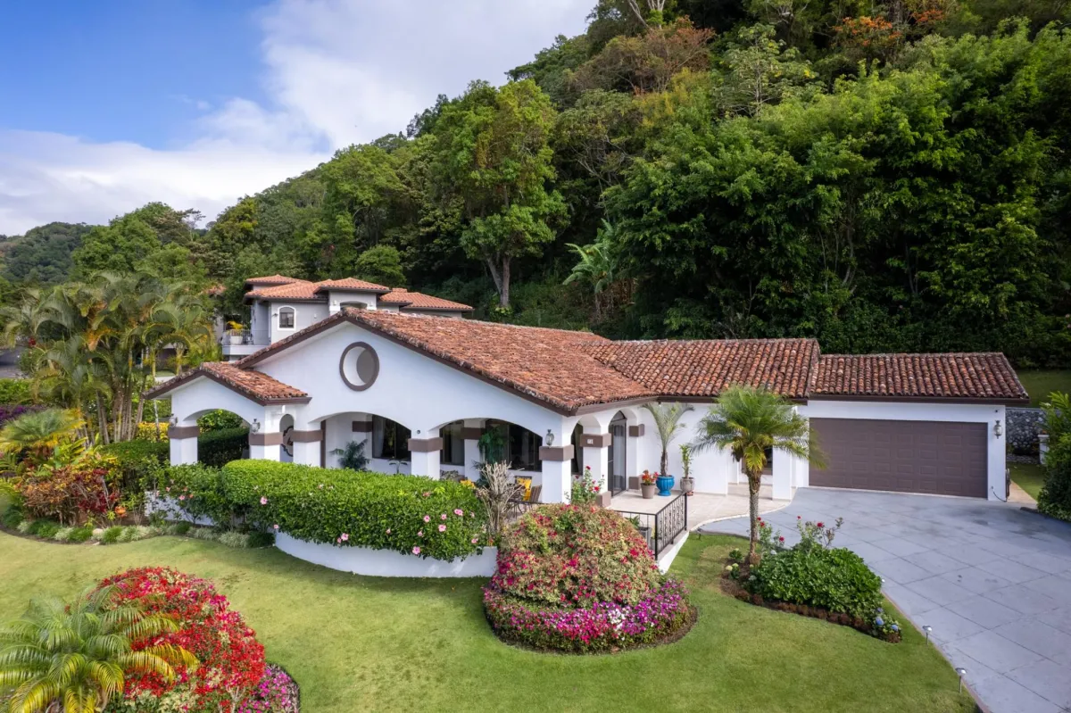 Casa de lujo en venta en Valle Escondido, Boquete