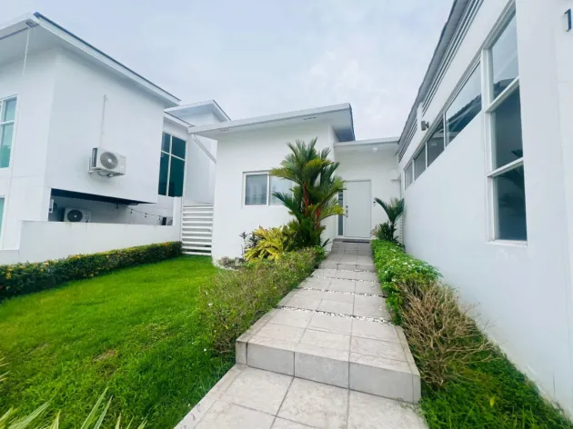 House for sale in Panama