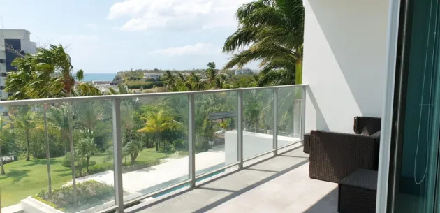 Apartamento de 2 habitaciones totalmente amueblado en Rio Mar