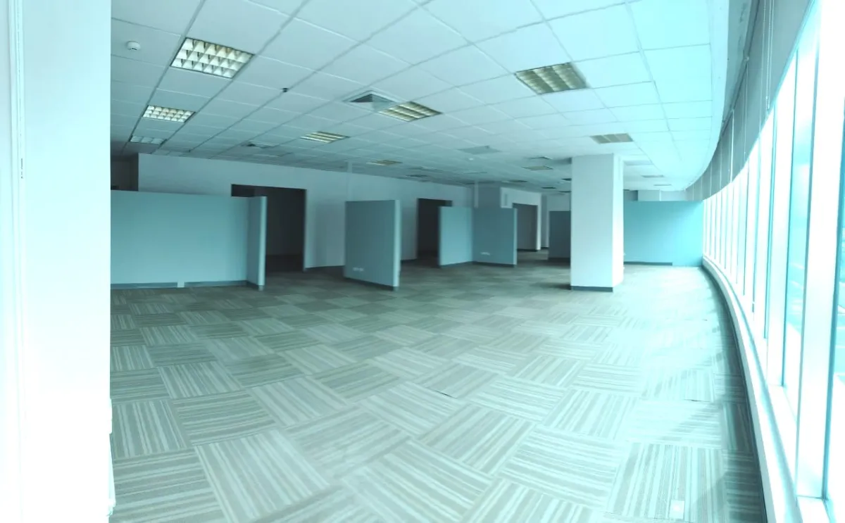 Office for Lease or Sale – Ocean Business Plaza, Marbella