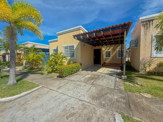 Vivienda asequible en venta en Coronado.