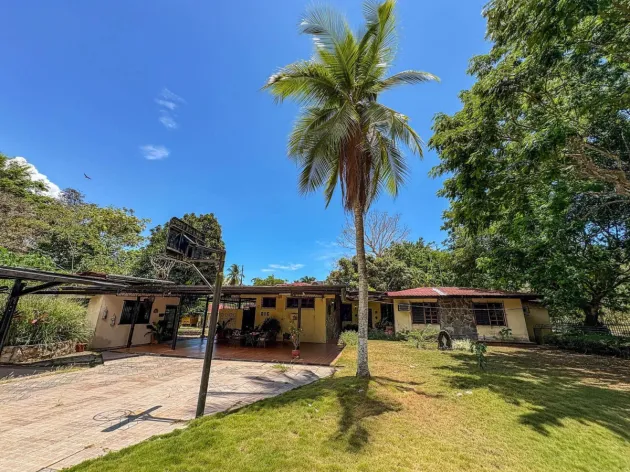 House for Sale in Puerto Armuelles, Chiriquí