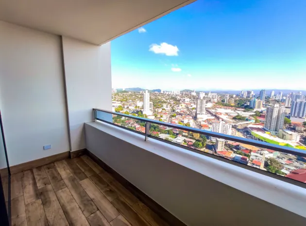Venta de apartamento en PH Carreras, El Carmen
